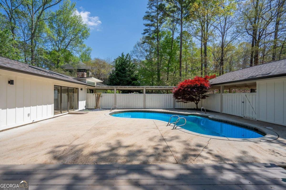 541 EARLVINE Way Kennesaw - 46