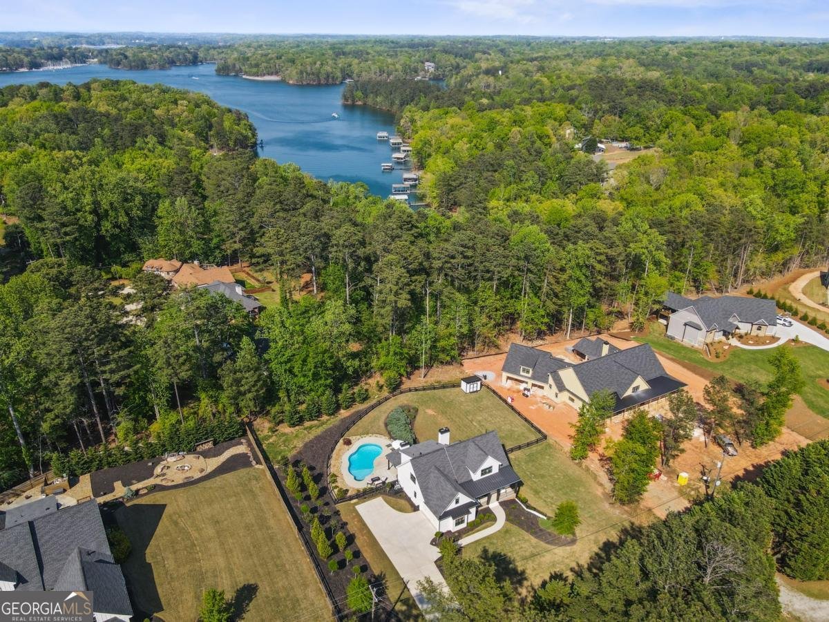 6560 Crestwood Peninsula Flowery Branch - 2