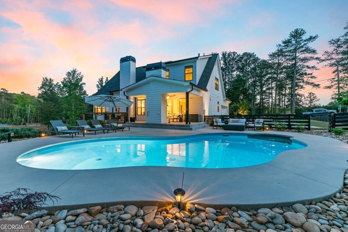 6560 Crestwood Peninsula Flowery Branch - 44