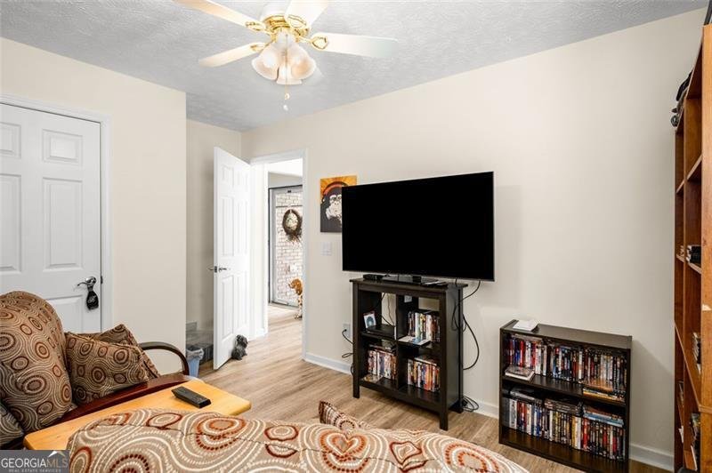 806 VILLAGE Place Loganville - 20