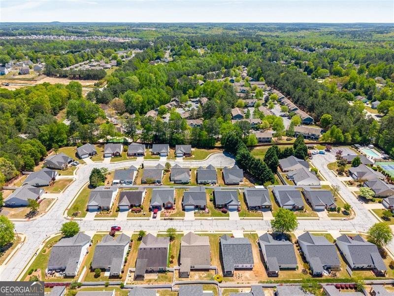 806 VILLAGE Place Loganville - 33