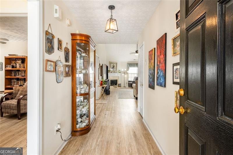 806 VILLAGE Place Loganville - 5