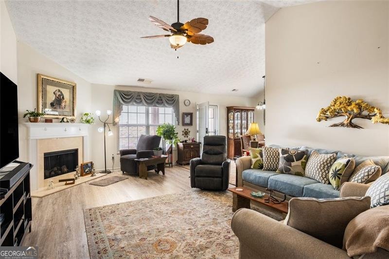 806 VILLAGE Place Loganville - 6