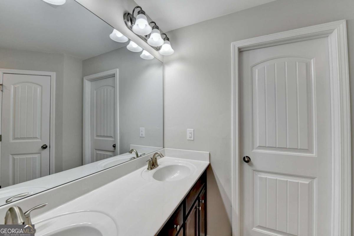 810 SUNSET PARK Drive Suwanee - 31