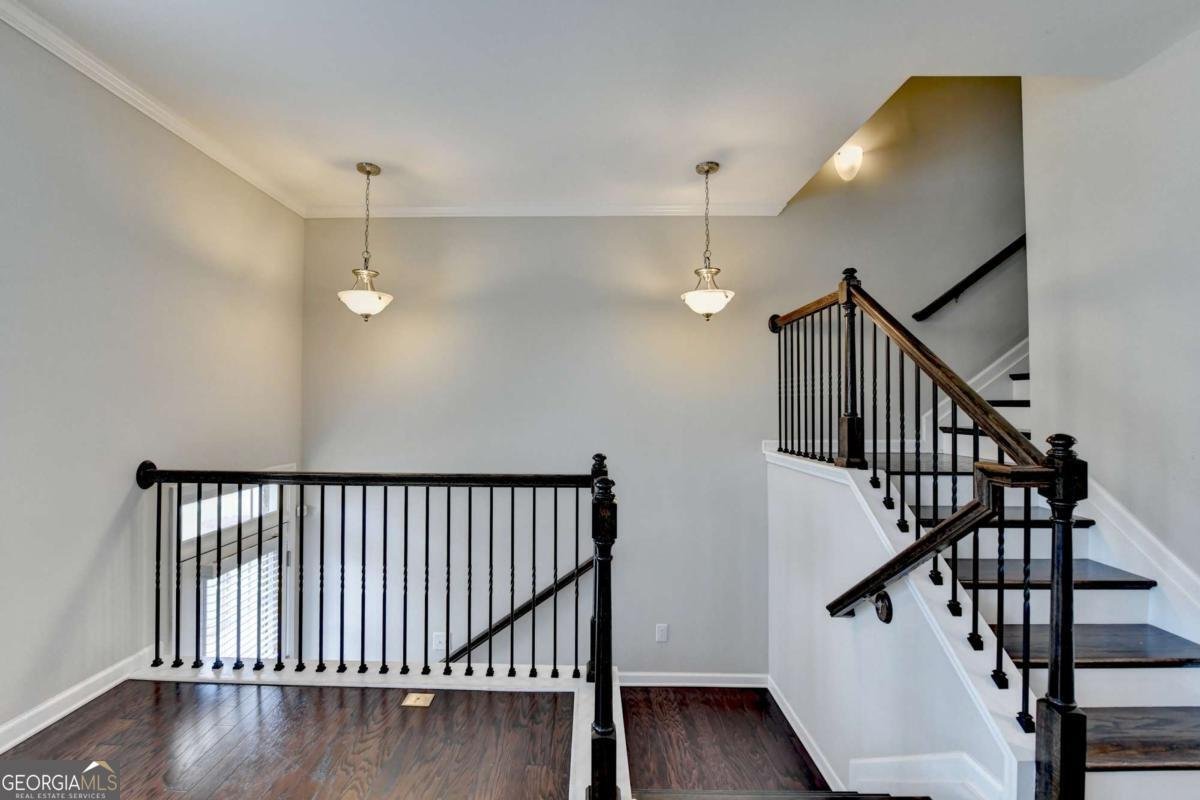 810 SUNSET PARK Drive Suwanee - 4