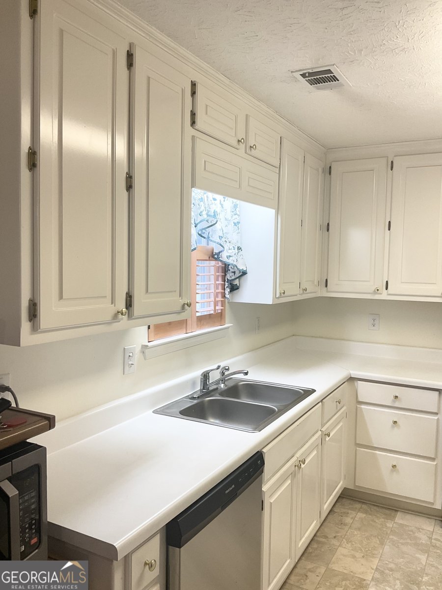 3041 Regal Drive McDonough - 3