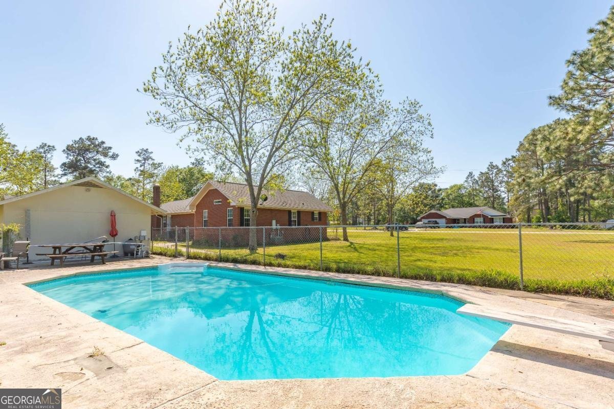 301 Willow Drive Glennville - 33