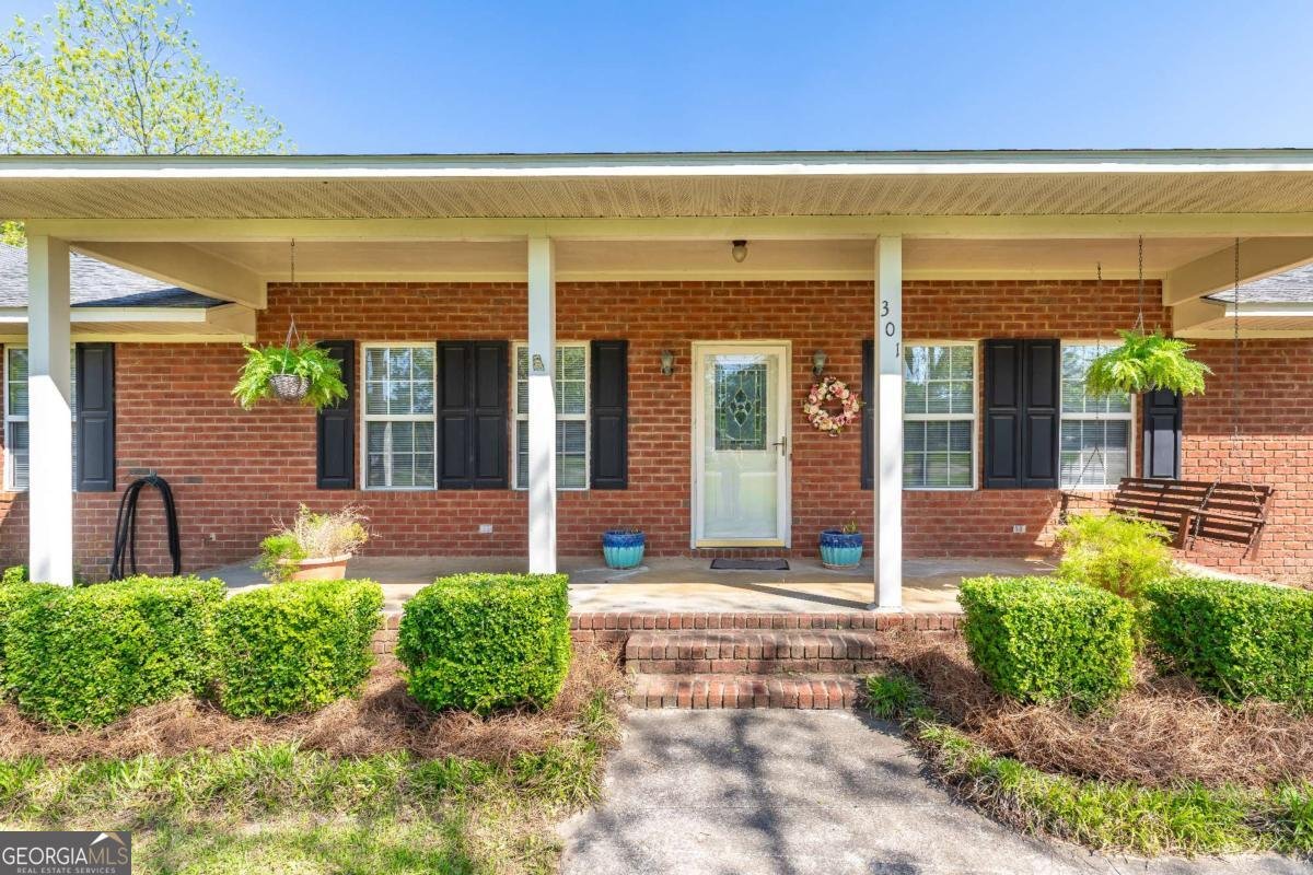 301 Willow Drive Glennville - 36