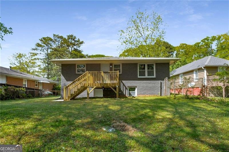 2358 Larchwood Road Atlanta - 35