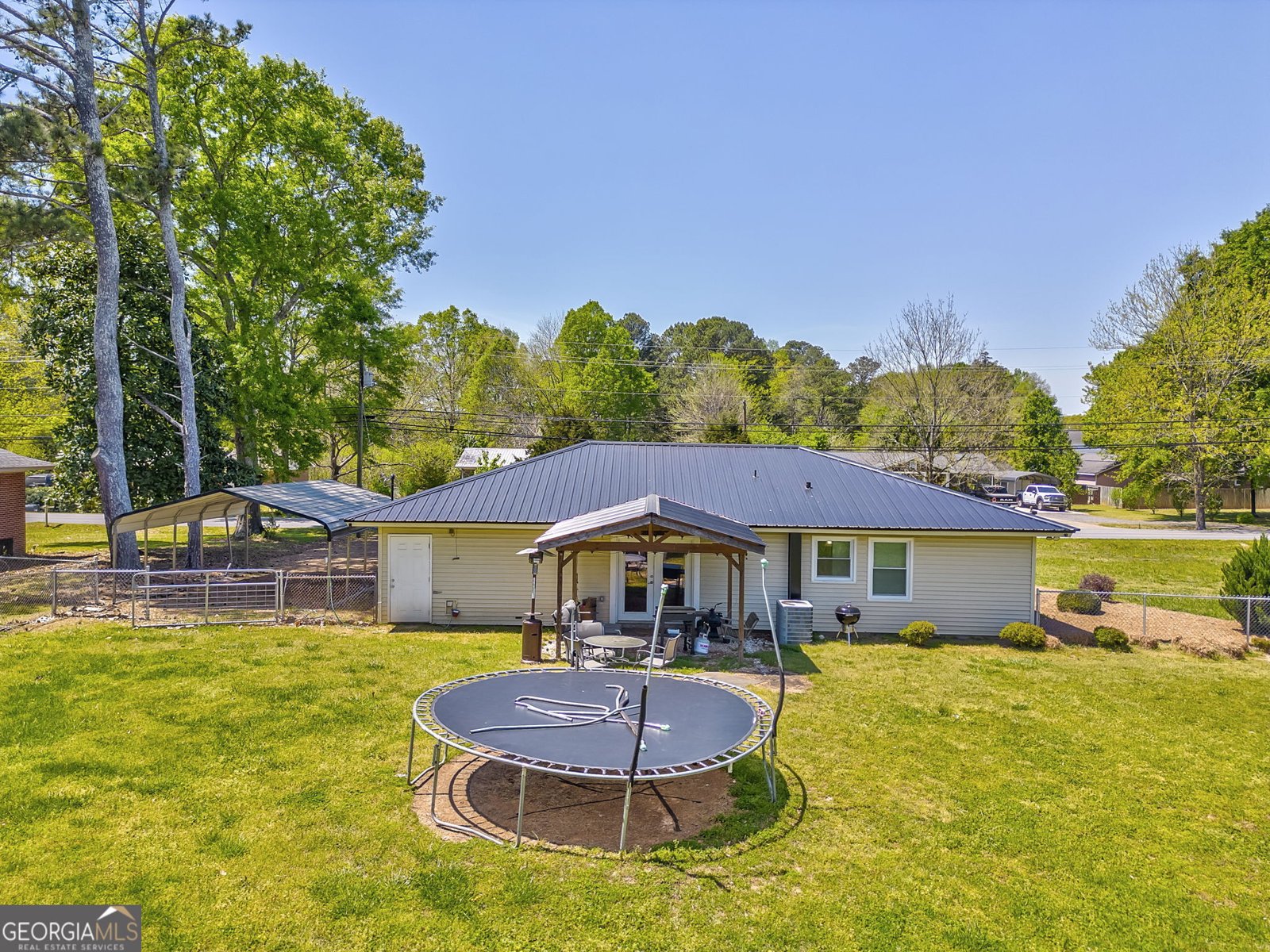 426 College Drive Cedartown - 32