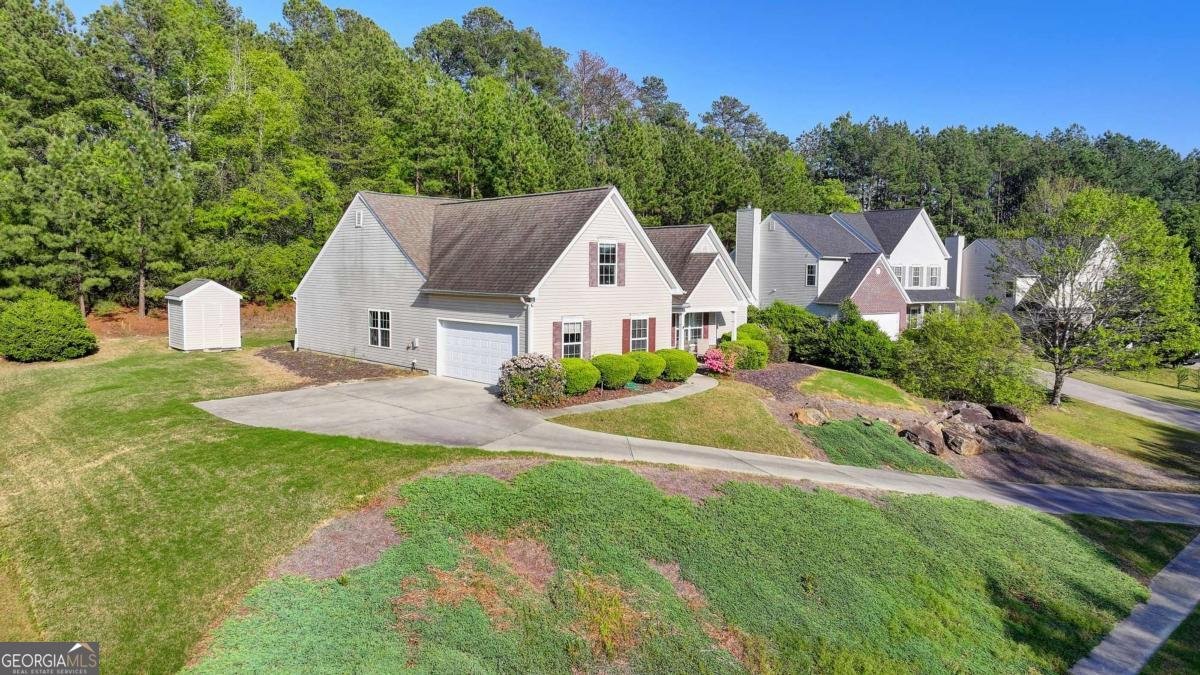 6434 Mossy Boulder Drive Flowery Branch - 2