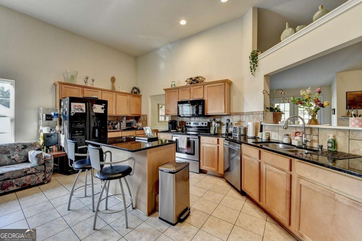 6434 Mossy Boulder Drive Flowery Branch - 33