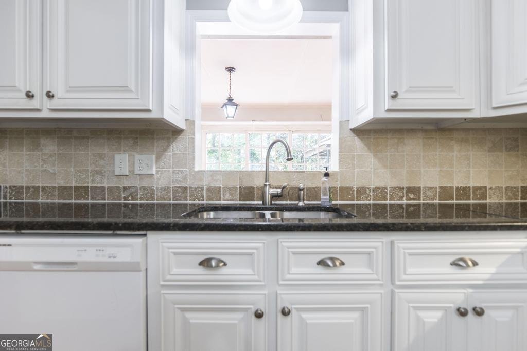 1933 Birchwood Way Macon - 13