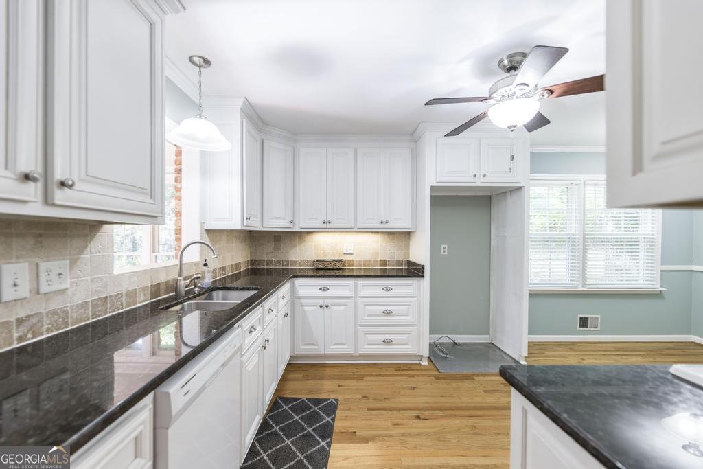 1933 Birchwood Way Macon - 15