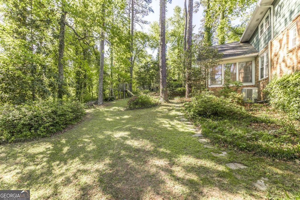 1933 Birchwood Way Macon - 3