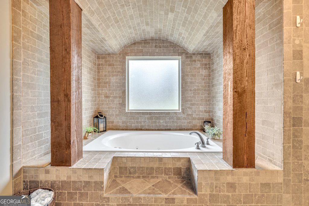 401 Sara Court Loganville - 34