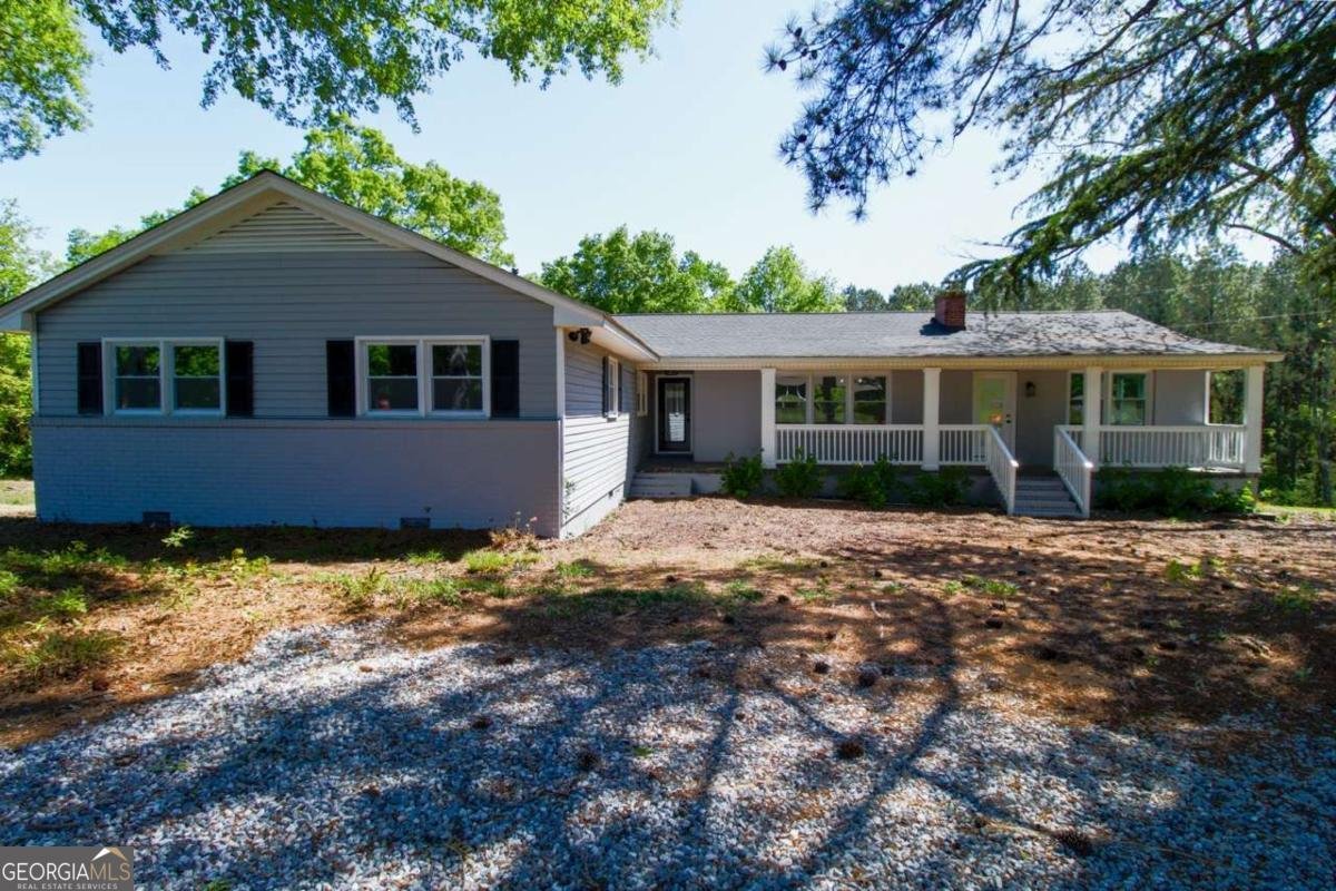2077 Elberton Highway Hartwell - 1