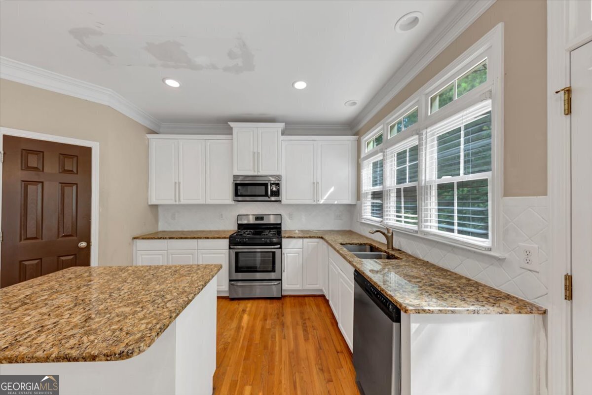 5679 Coopers Glen Court Mableton - 19