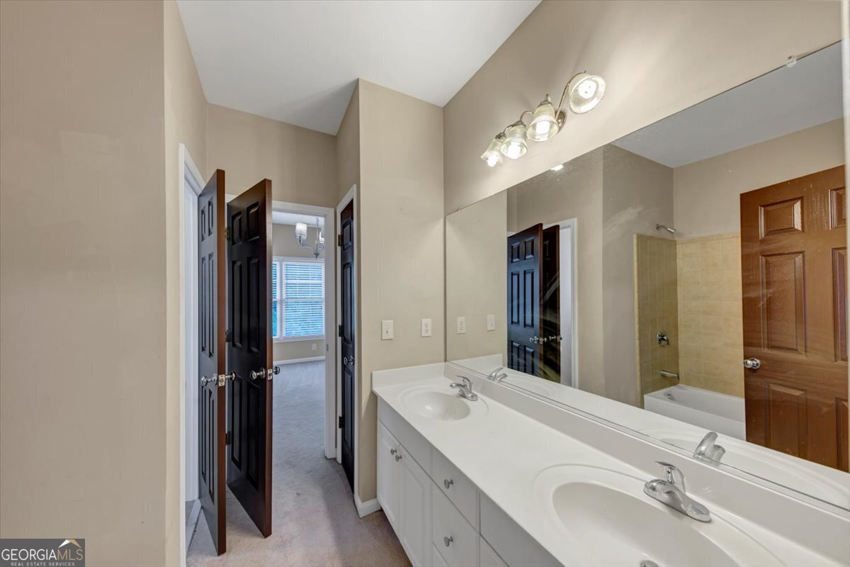 5679 Coopers Glen Court Mableton - 33