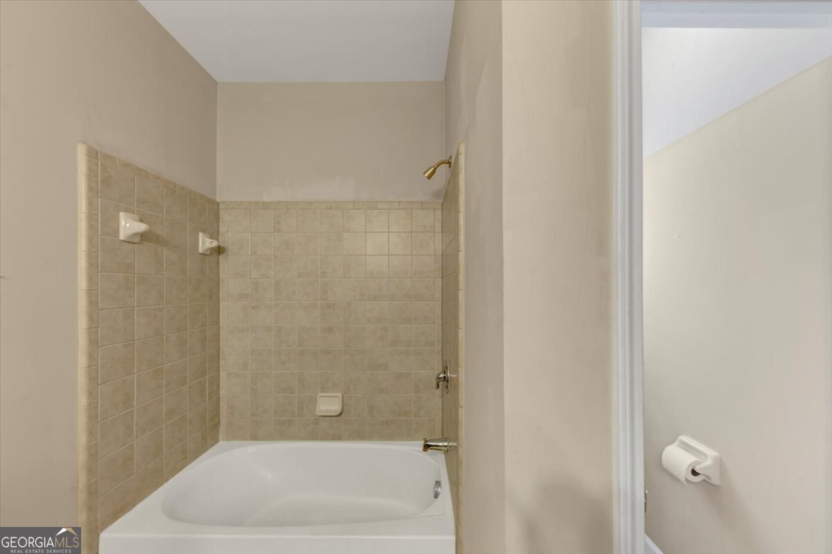 5679 Coopers Glen Court Mableton - 35