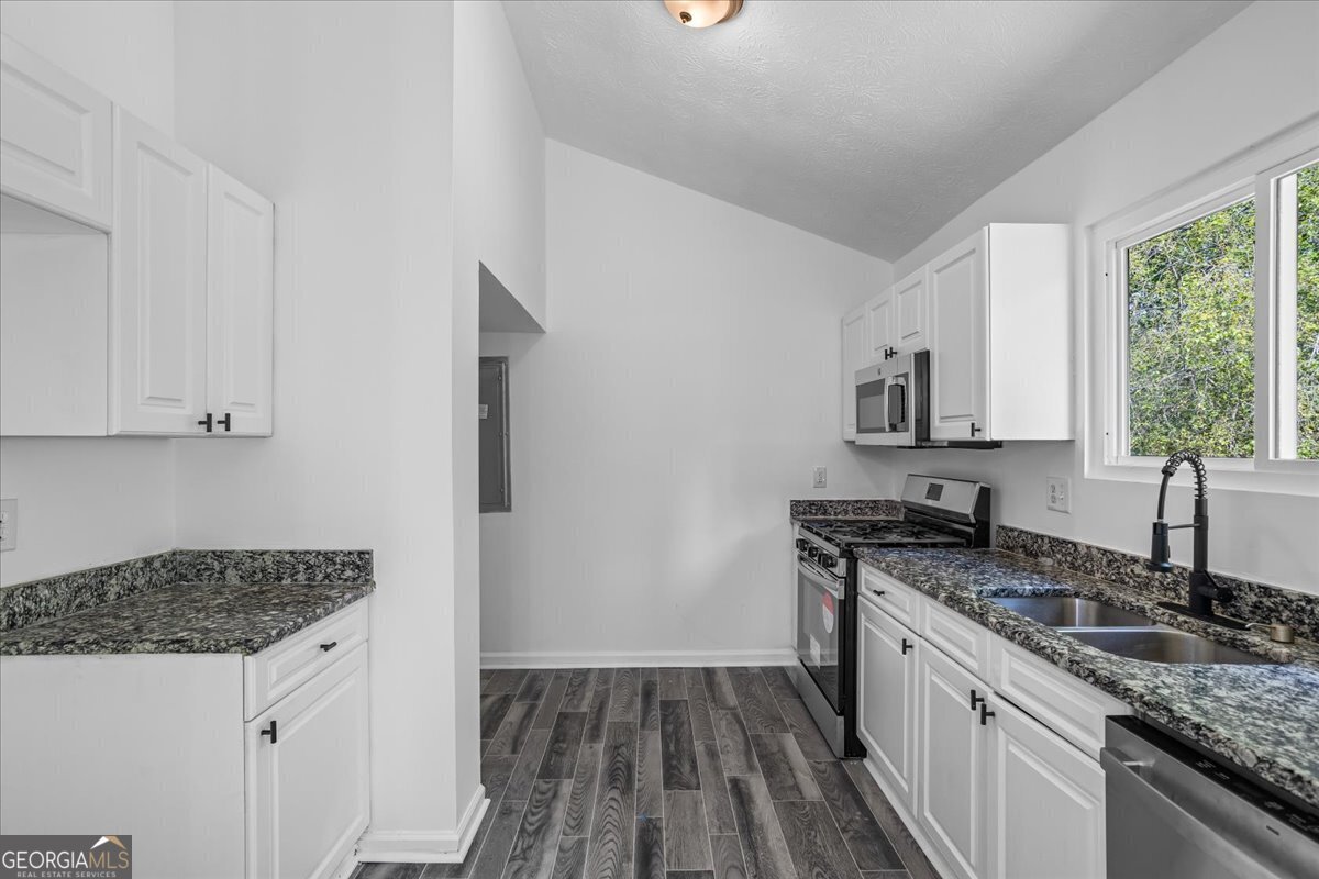 5142 Huxley Road Stone Mountain - 10