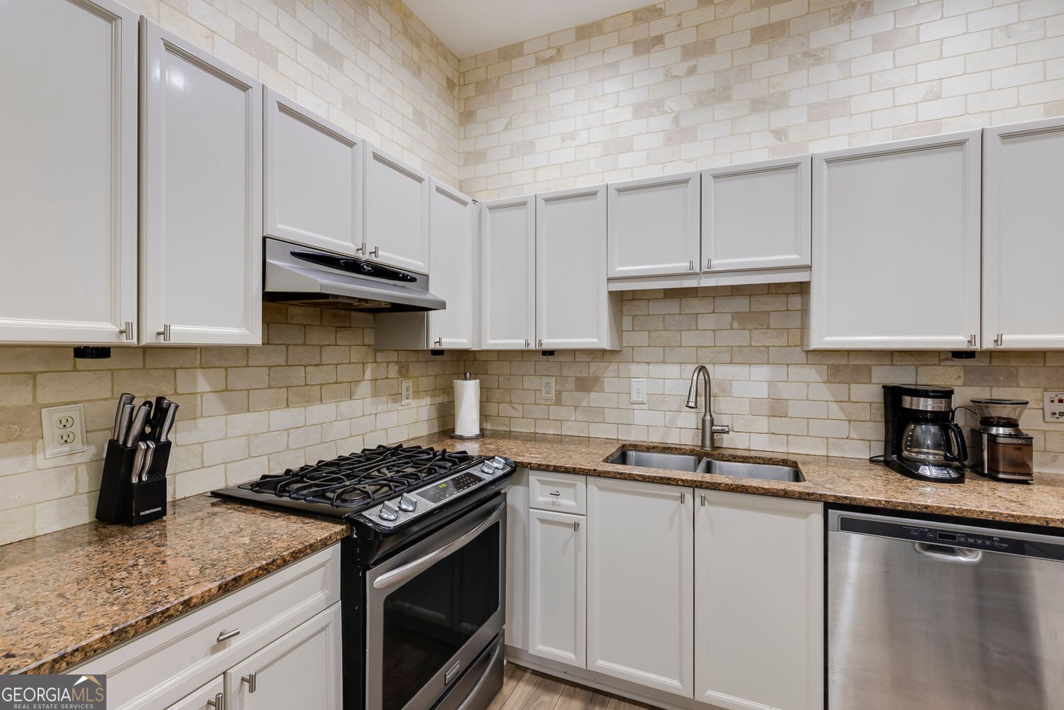 4246 River Green Drive Atlanta - 16