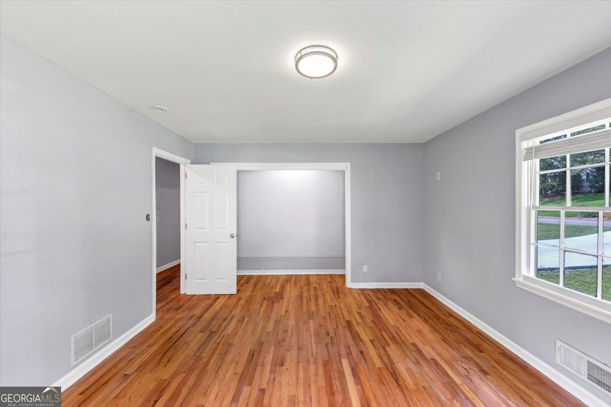 1677 WAYLAND Circle Brookhaven - 19