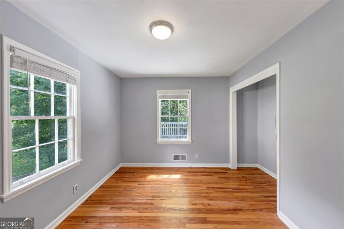 1677 WAYLAND Circle Brookhaven - 20