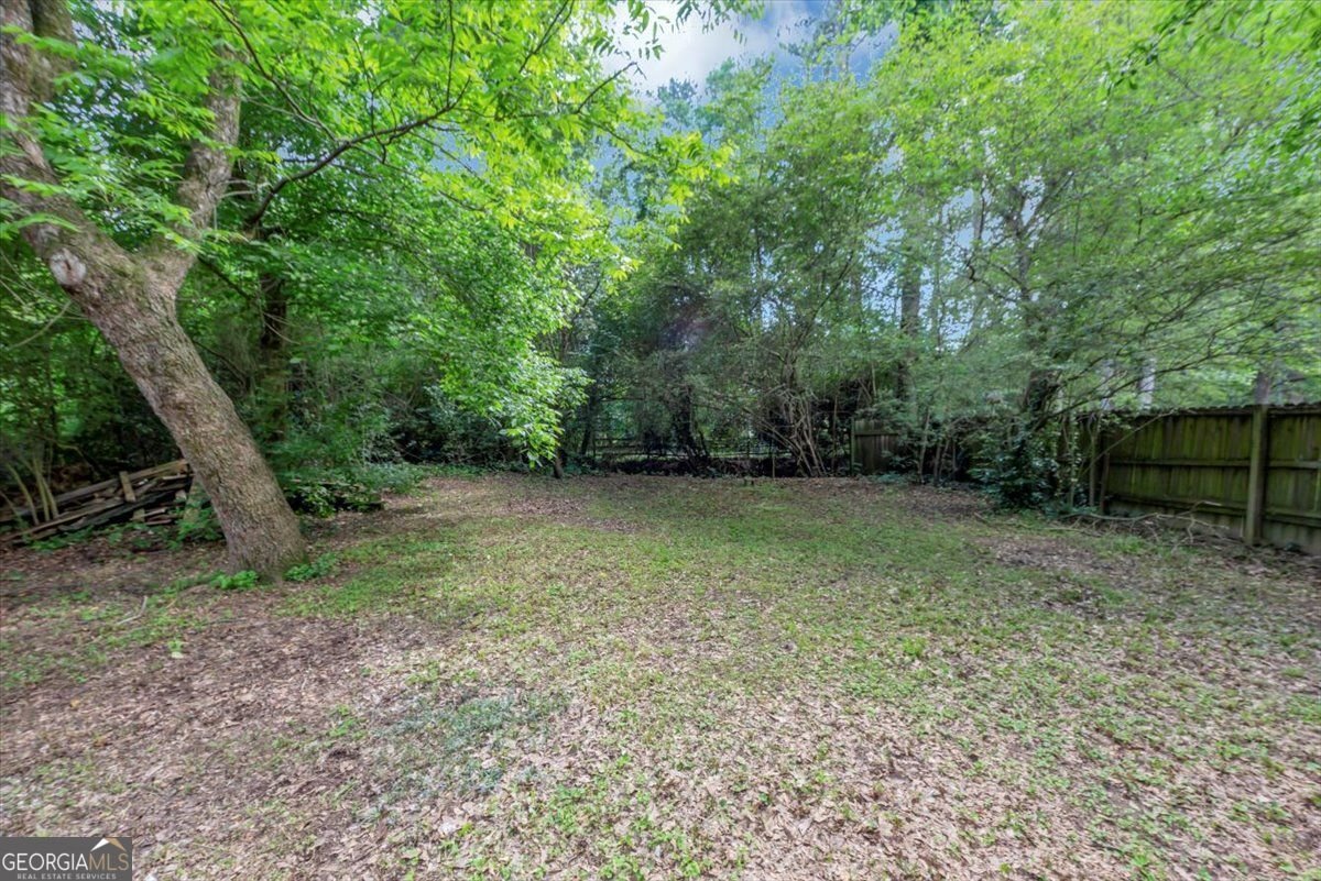 1677 WAYLAND Circle Brookhaven - 27