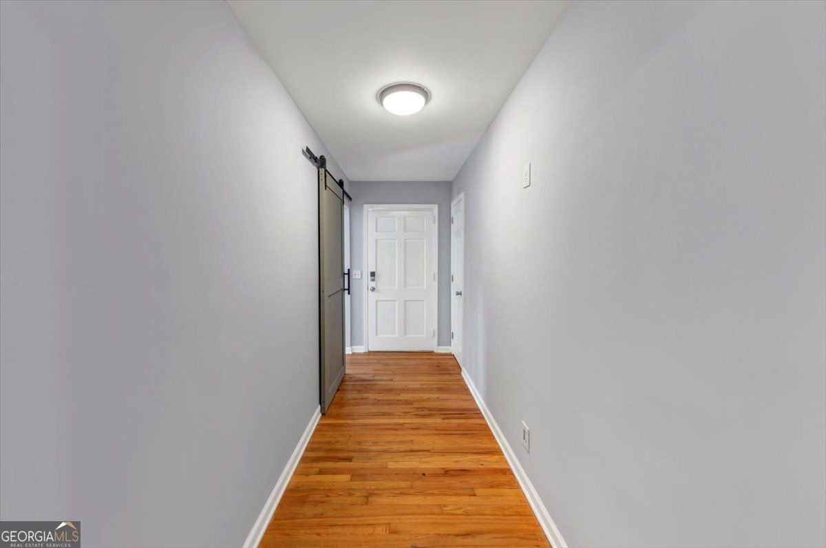 1677 WAYLAND Circle Brookhaven - 6