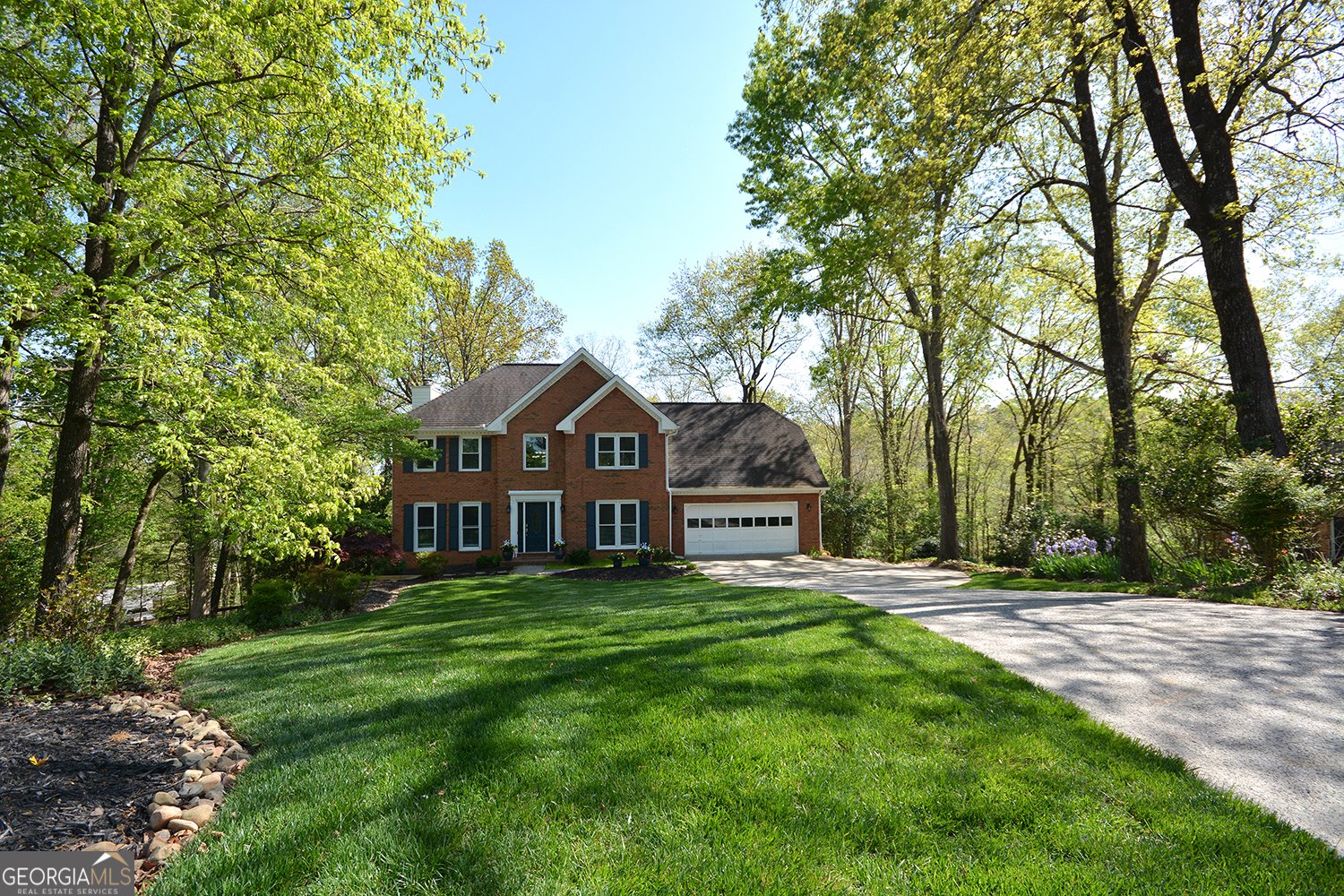 2815 Cambridge Hills Road Cumming - 2