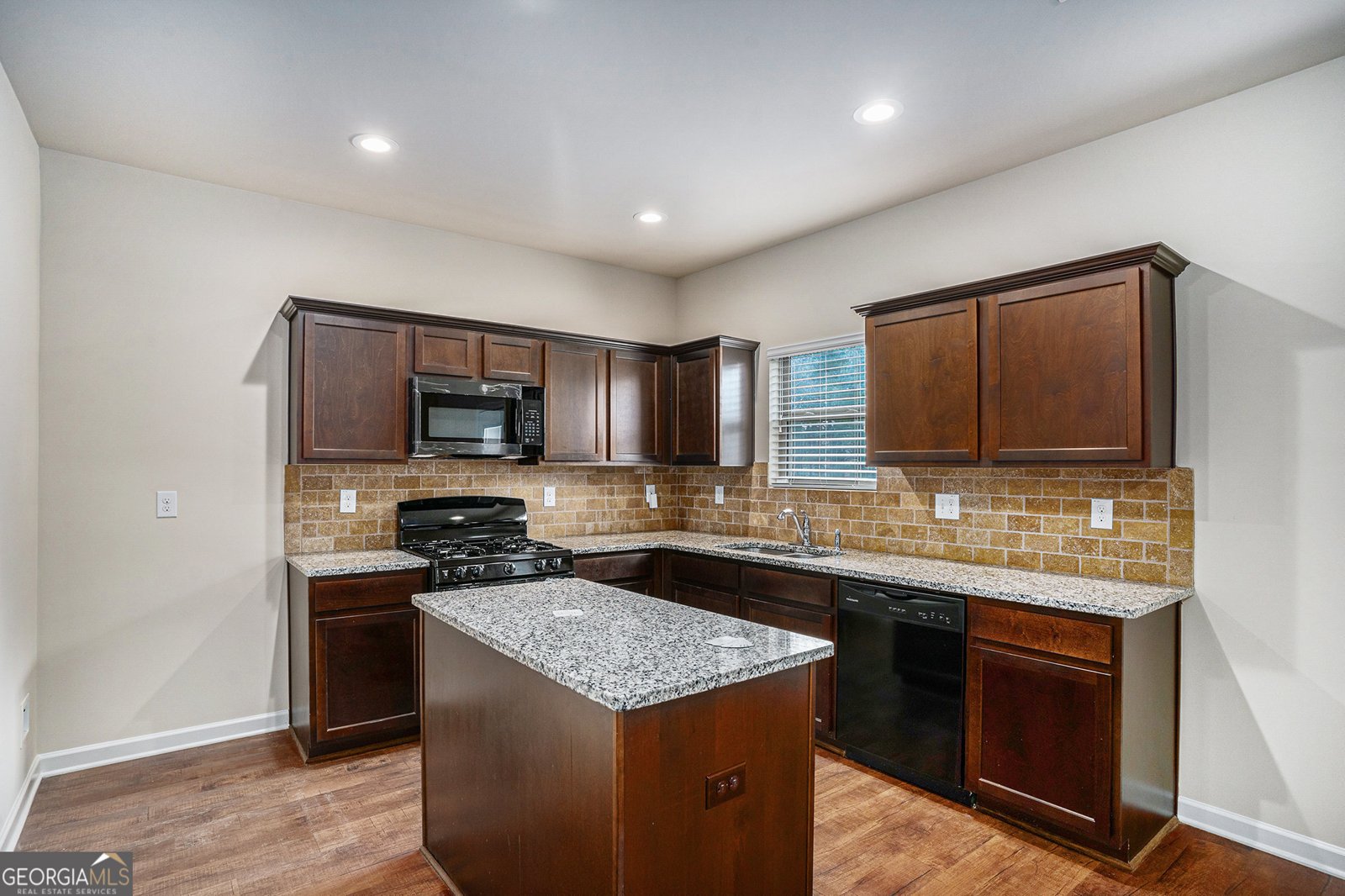 115 Oakwood Drive Covington - 12