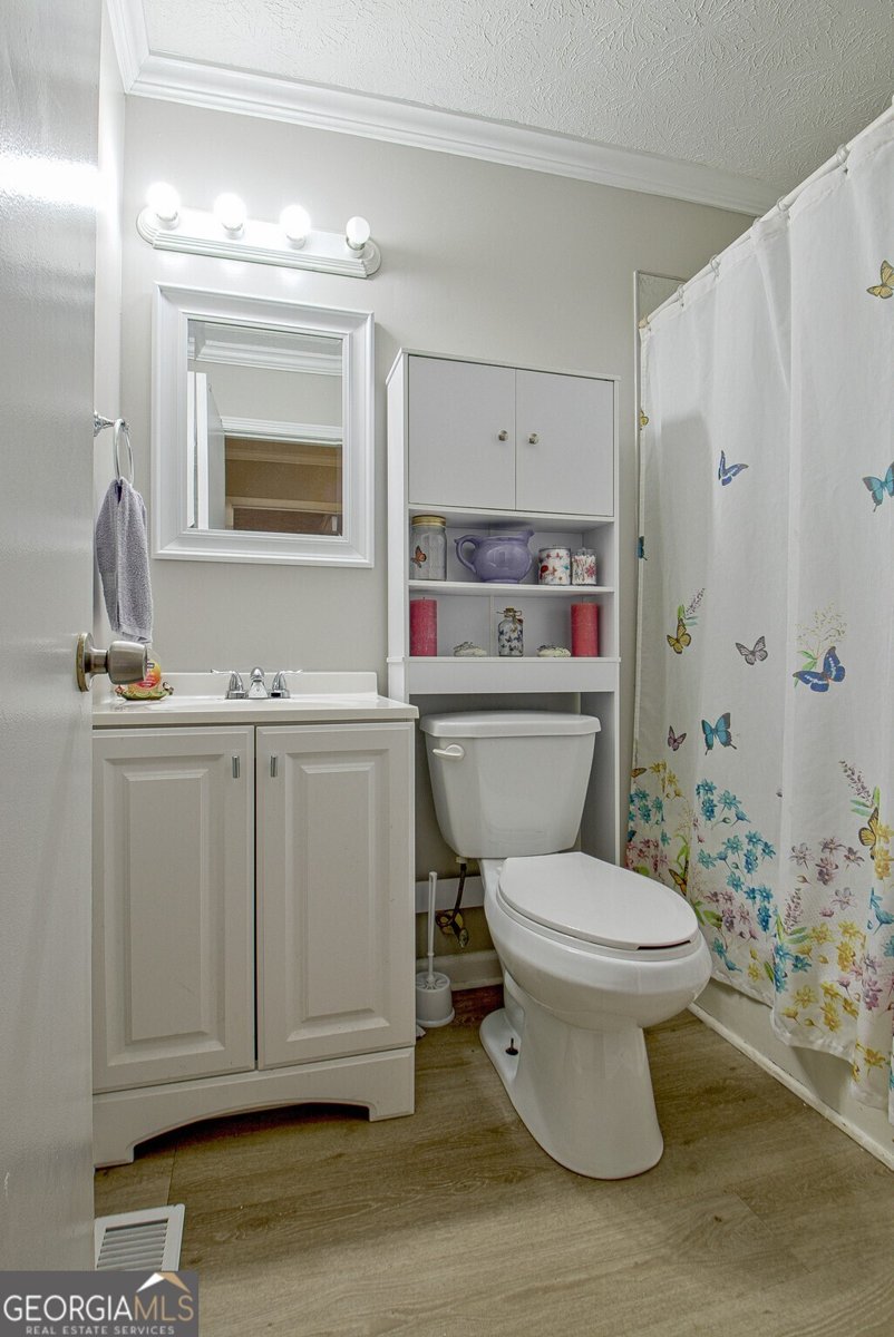 920 Goodrich Avenue Thomaston - 24