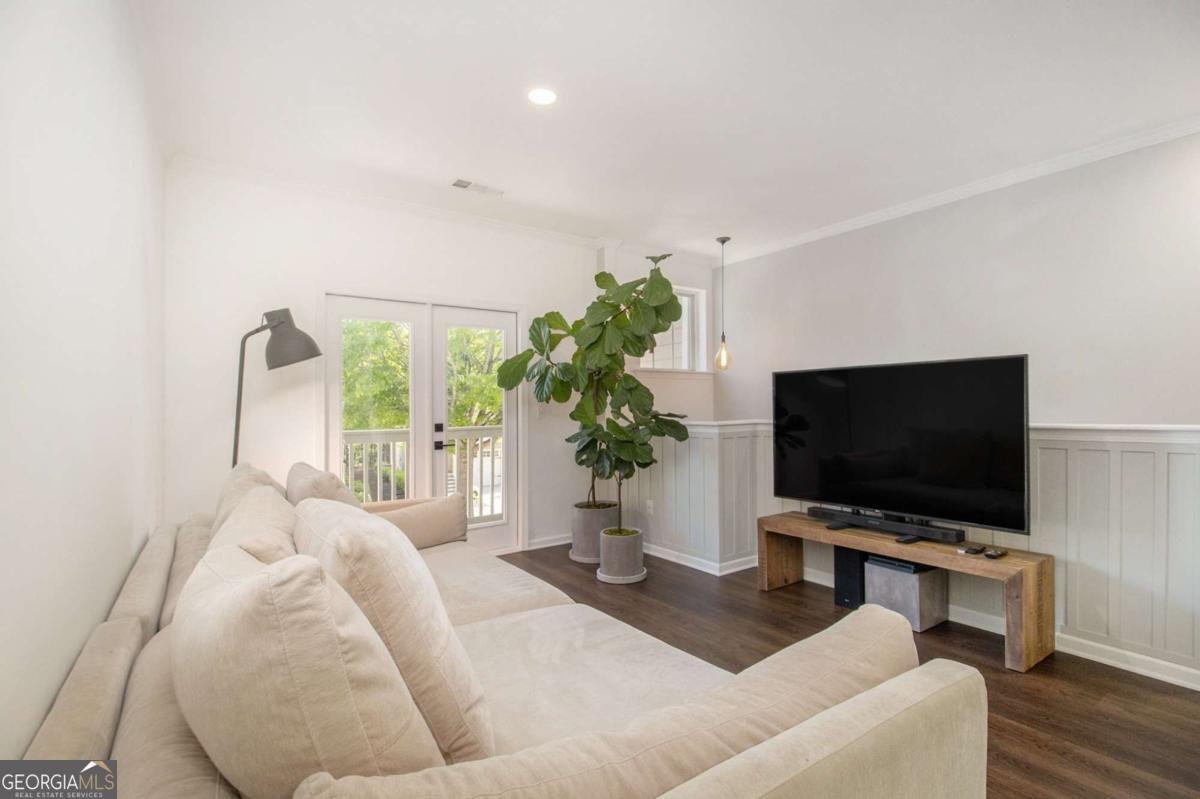 1228 Liberty Parkway Atlanta - 11