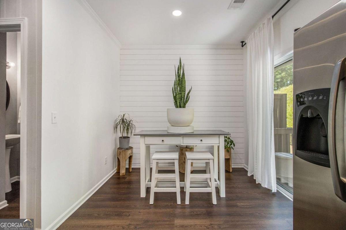 1228 Liberty Parkway Atlanta - 12