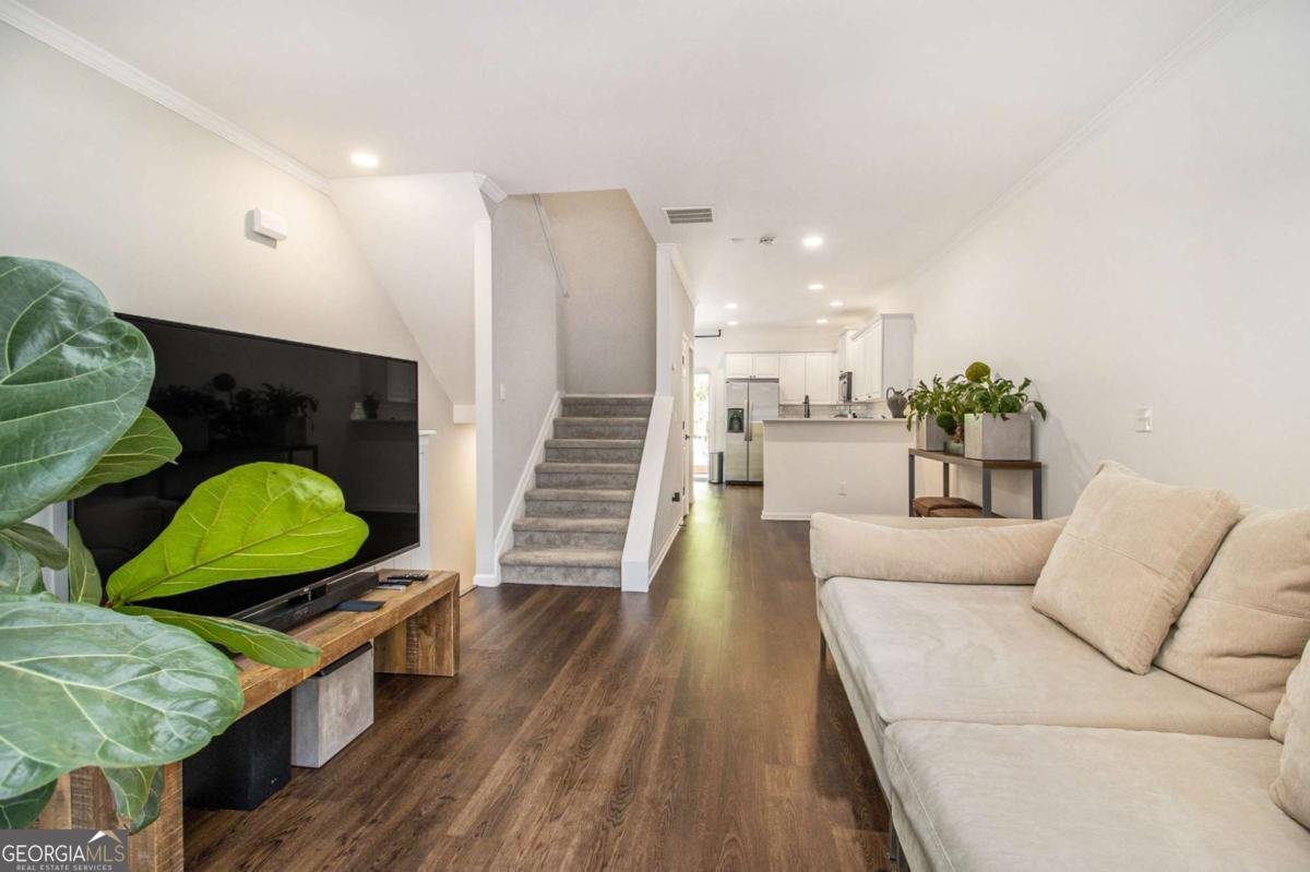 1228 Liberty Parkway Atlanta - 9