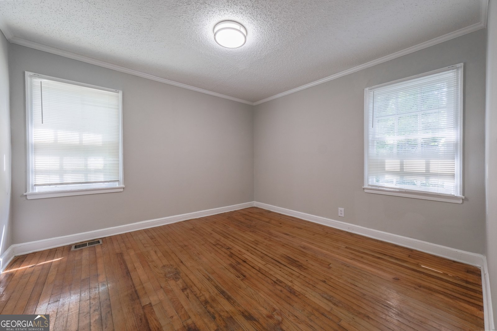 1581 Kenmore Street Atlanta - 17