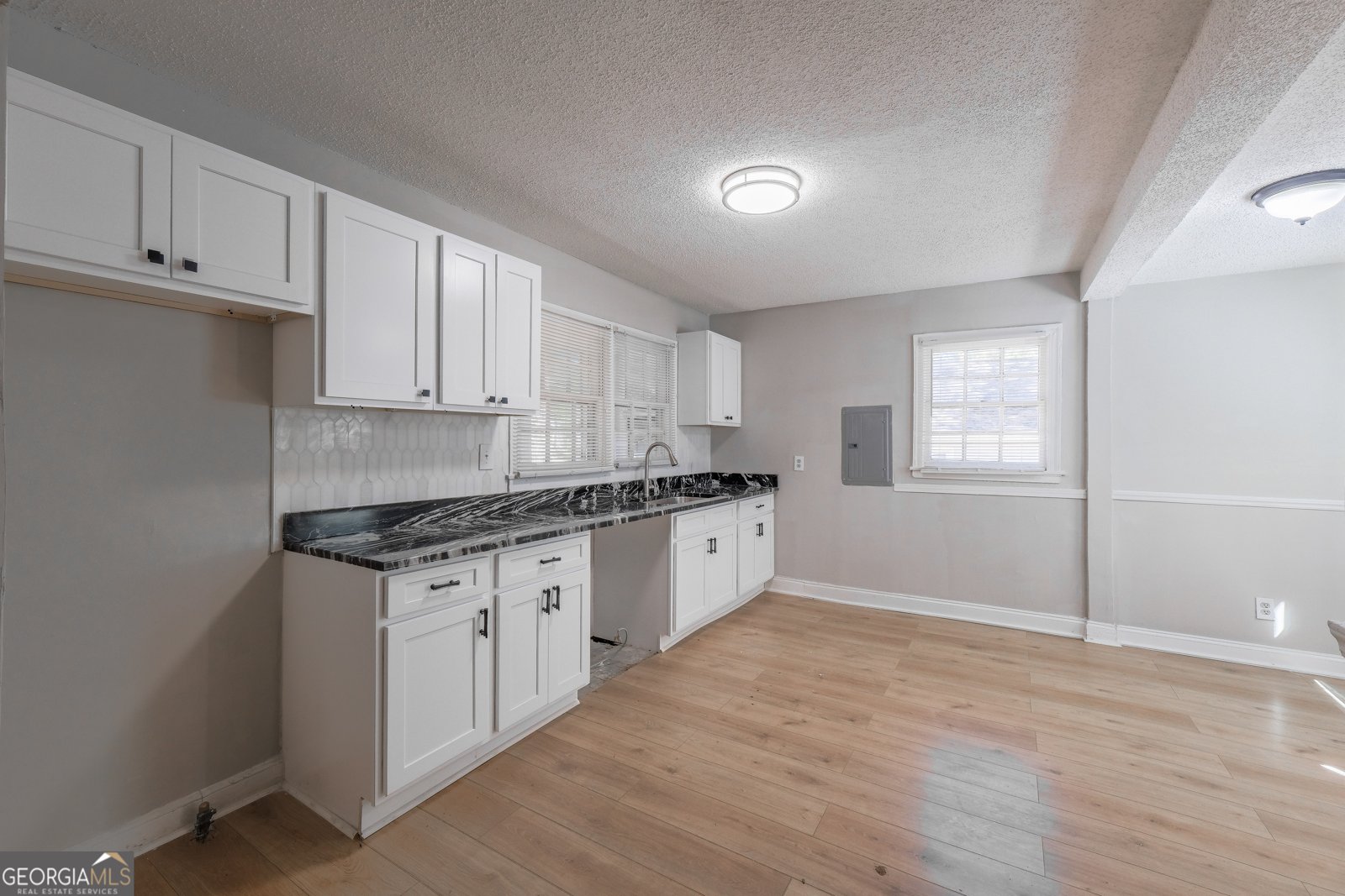 1581 Kenmore Street Atlanta - 9