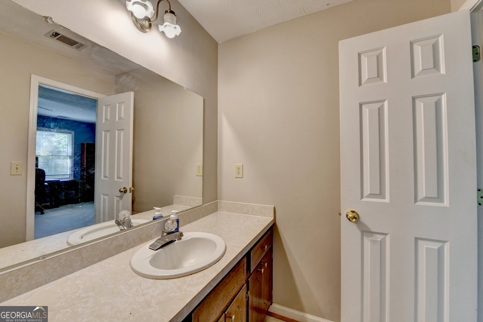 5800 Richland Creek Road Buford - 37
