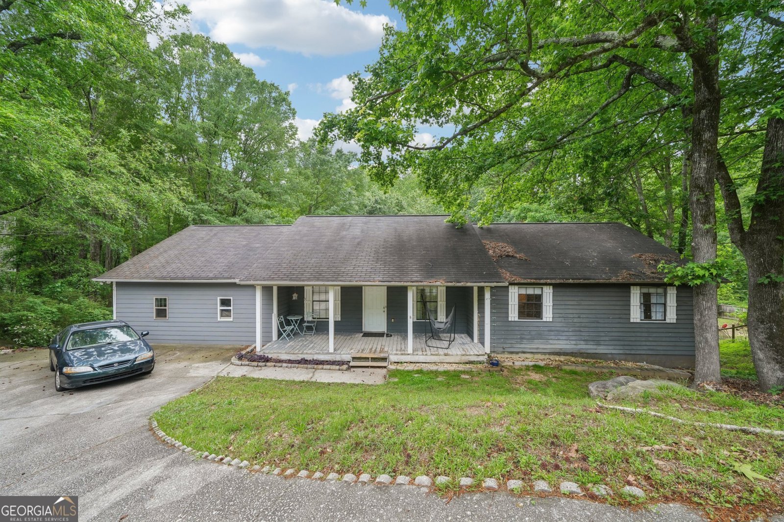 165 Holly Court Loganville - 1