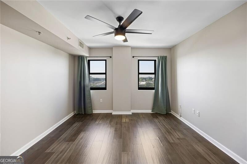 795 Hammond Drive Atlanta - 18