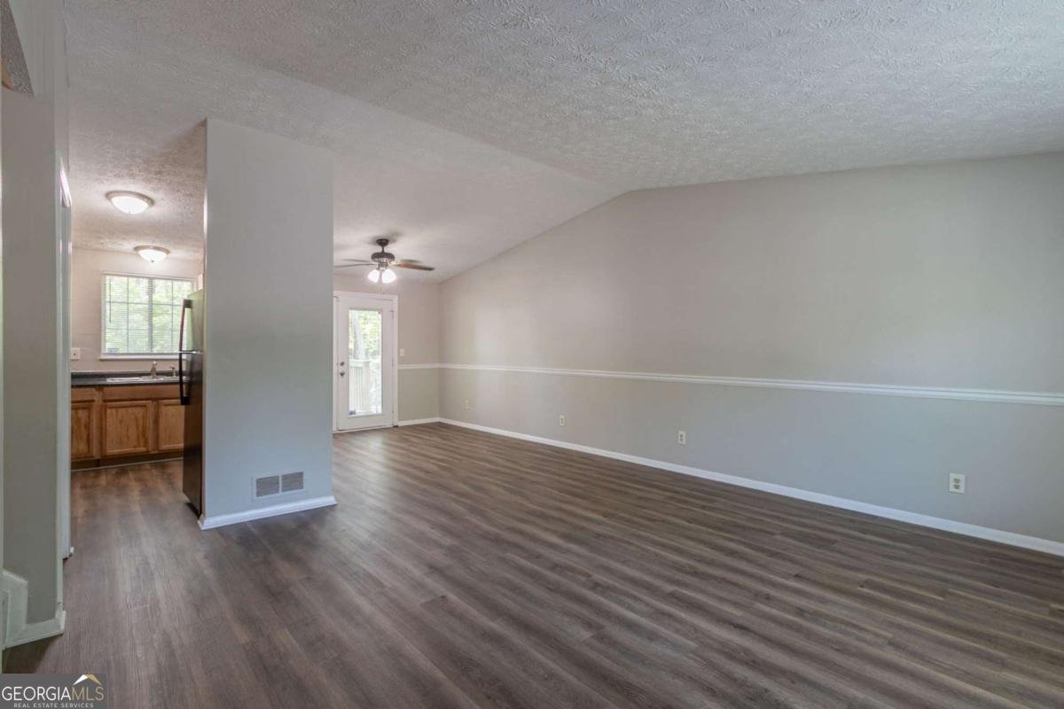 2092 Countydown Lane Stone Mountain - 4