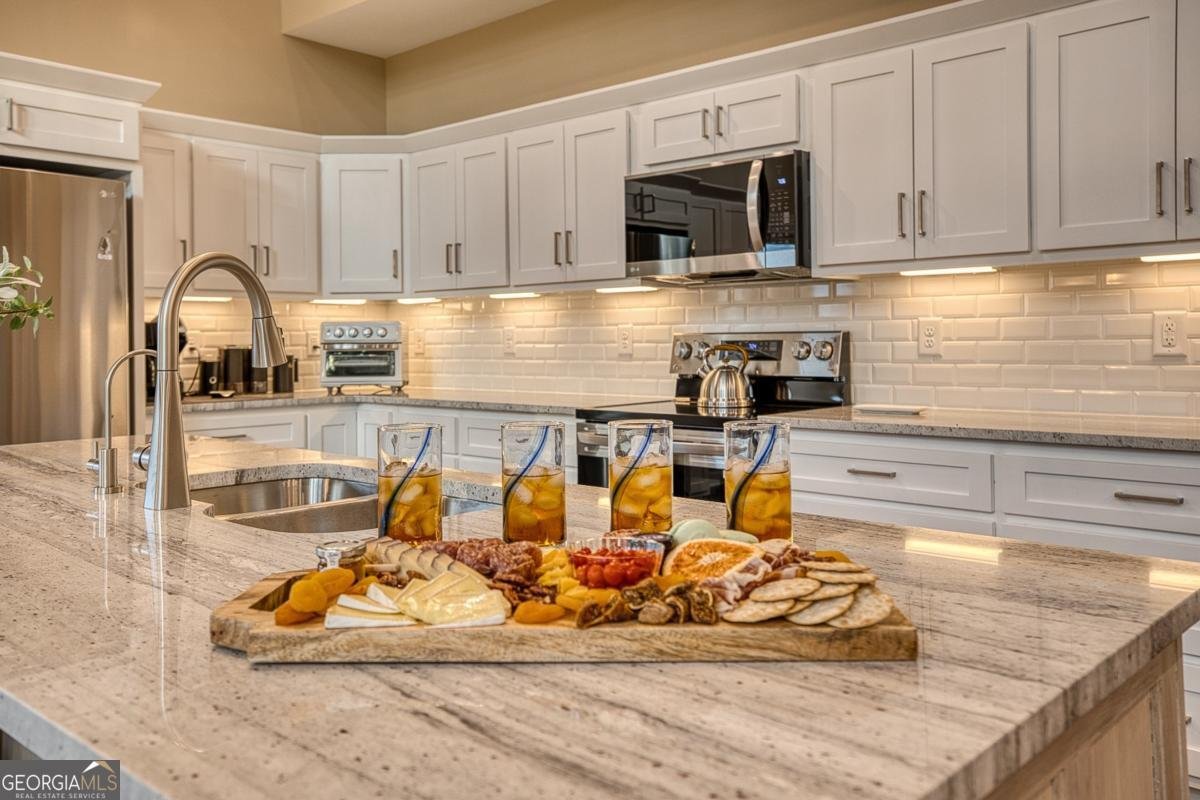 1016 Twisted Oak Road Talking Rock - 19