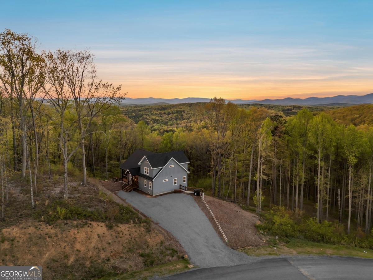 1016 Twisted Oak Road Talking Rock - 38