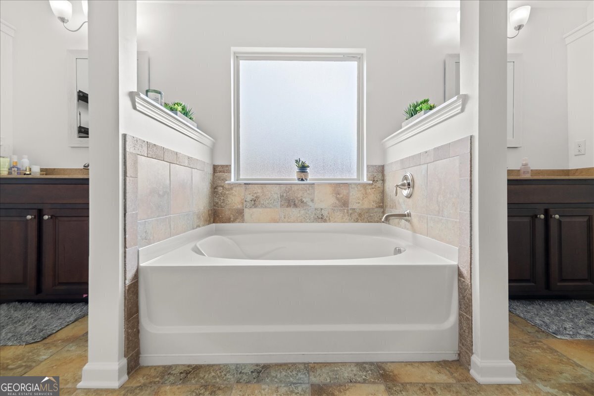 60 Silver Peak Drive Covington - 27