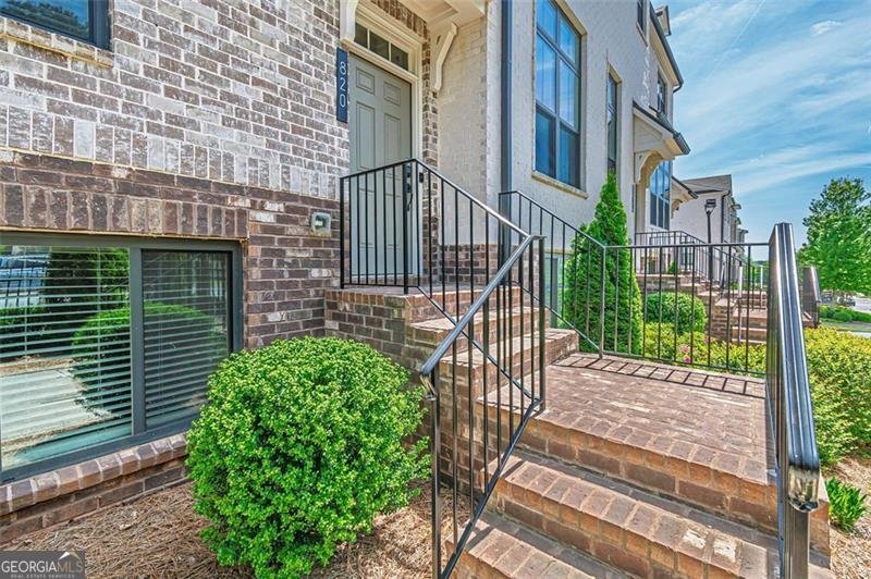 820 FAIR VIEW Circle Roswell - 13