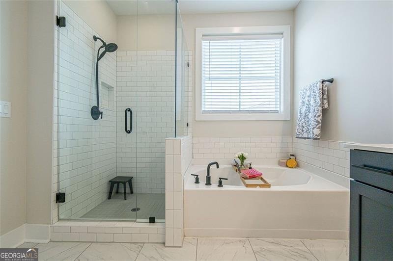 820 FAIR VIEW Circle Roswell - 25