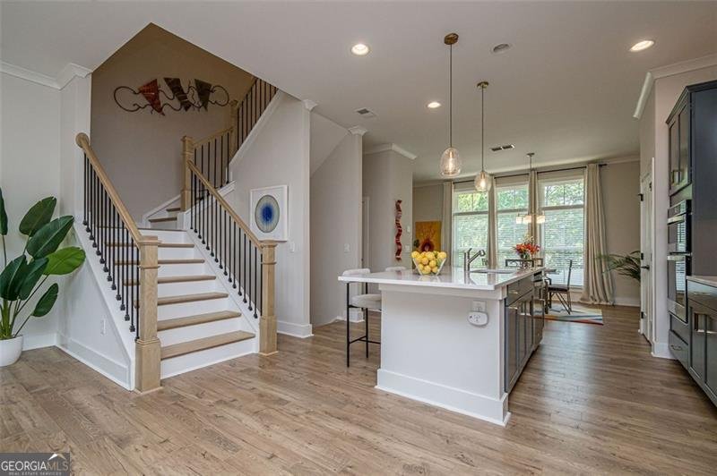 820 FAIR VIEW Circle Roswell - 35