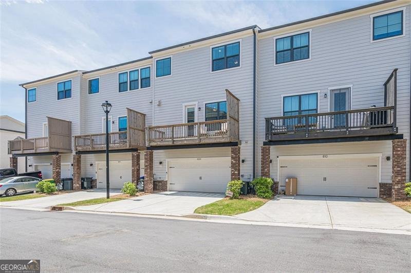 820 FAIR VIEW Circle Roswell - 56