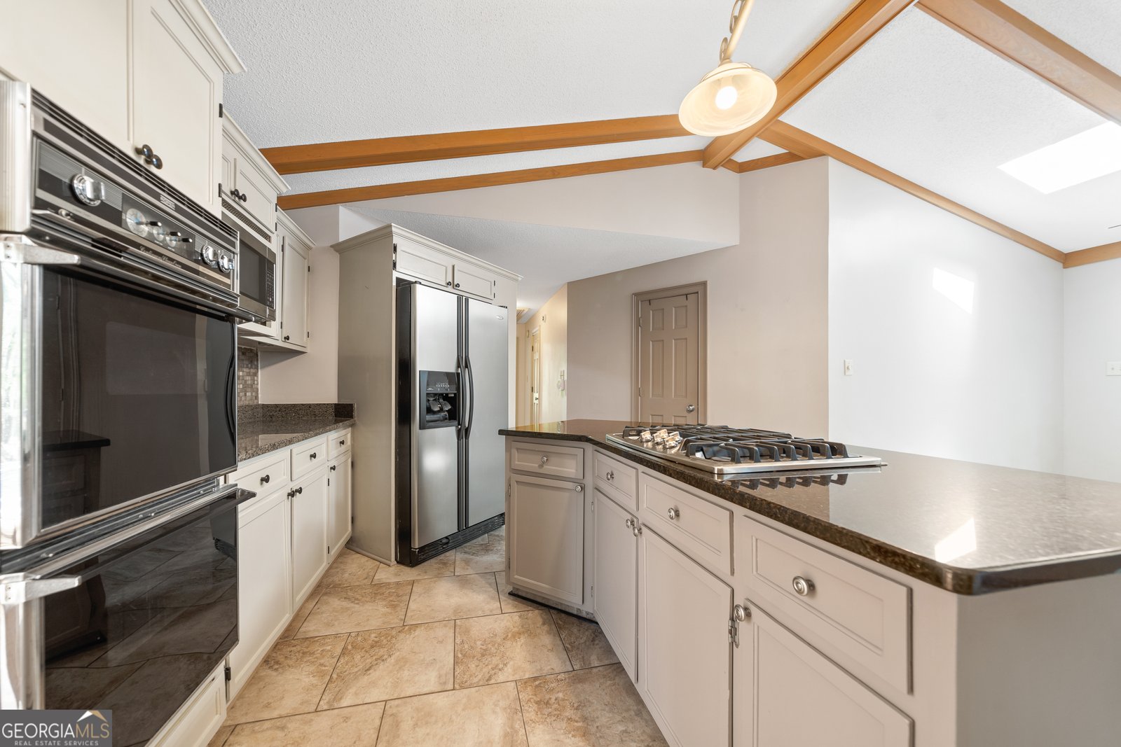 664 River North Boulevard Macon - 15